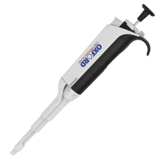 Accupet Single Channel L Pipette with Oxford branding on a white background