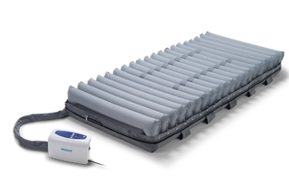 Wellell Domus Bariatric G2 pressure redistribution mattress with quilted cover, low air loss therapy, and bariatric patient support.
