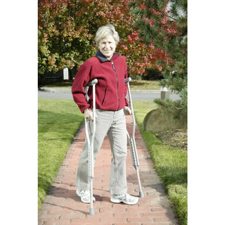Drive Medical RTL10400/RTL10402 Walking Crutches with Underarm Pad and Handgrip, Adult or Tall Adult, 1 Pair