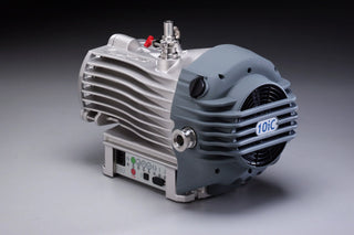 Labconco 7587100 Scroll Vacuum Pump, 103 liters/min, 115/230V, 50/60Hz  on a gray background