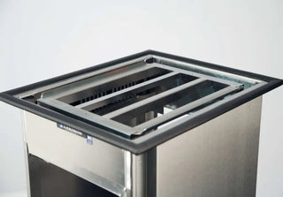 Lakeside 996, Mobile Tray Dispenser, NSF, Open Sides, 150 Tray Capacity,14"x18"/15"x20" Trays sink with a black frame on a white background