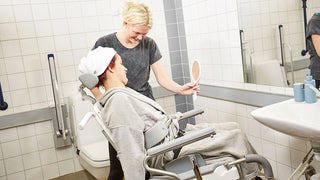 R82 Heron Toilet and Bath Chair, Hydraulic or Powered Height Adjustment, Max. 286.6 lbs Capacity