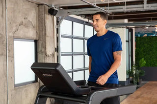 SportsArt T673L Treadmill, 450 lbs Max User Weight, 0 – 15% Incline Range