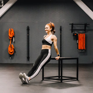 Stroops Deluxe Plyoboxes are fully welded steel training boxes with wide stable footprints, powder-coated finishes, and nonslip rubber athletic training surfaces, available in five heights for plyometric training.