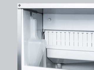 Summit BIM68OSPUMPIF 15-inch outdoor indoor built-in clear icemaker with internal pump open view on a white background