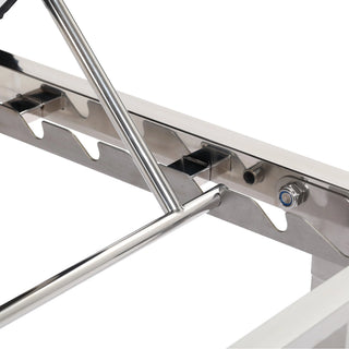 Viva Comfort ADI996-01 Noble detail of the notched backrest adjustment rack and knob