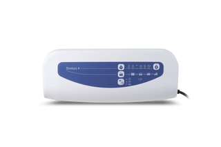 Wellell PD02501 Domus 4 digital pressure redistribution mattress with quilted cover, low air loss therapy, and seat inflate mode.
