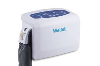 Wellell Serene Air medical low air loss mattress featuring pressure redistribution therapy, quilted cover, and HCPCS E0277 support surface.

